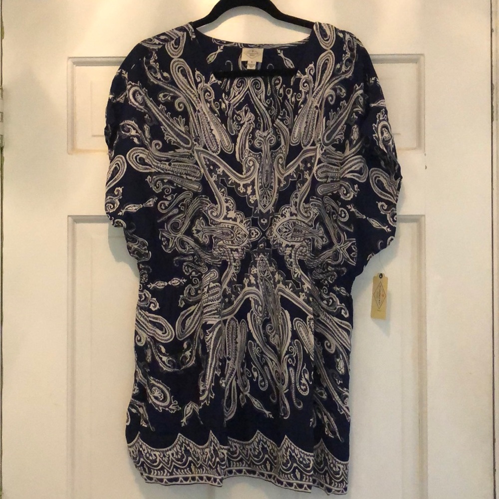 Blue and white paisley tunic. Never worn!
